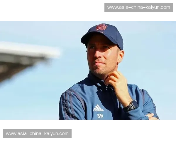 霍芬海姆主帅塞巴斯蒂安·赫内斯谈球队冲欧目标